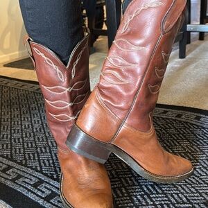Brown Western Boots with Embroidery